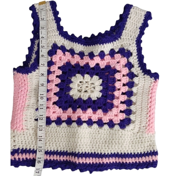 Vintage 70s Crochet Granny Square Handmade Top - Picture 9 of 9